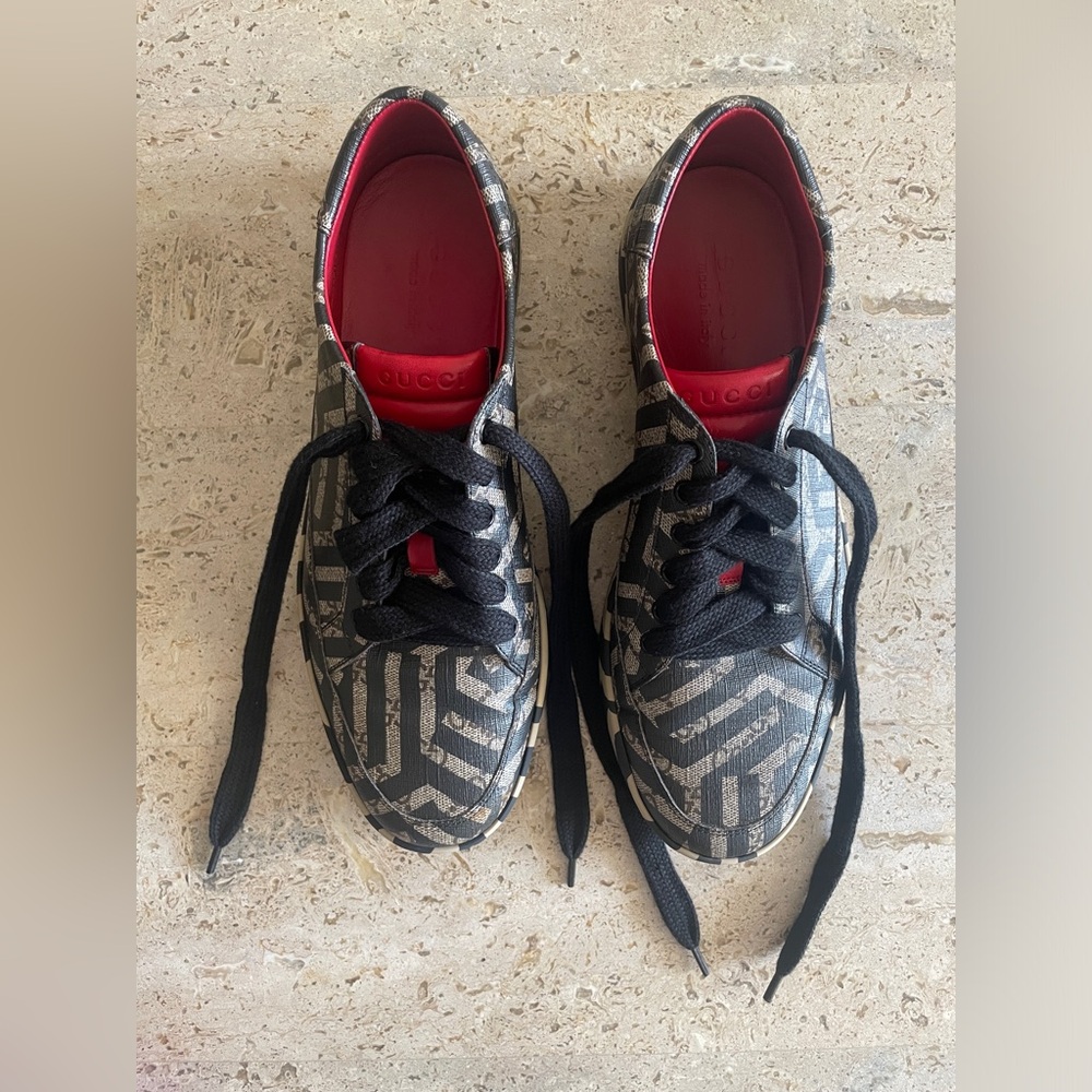 Men’s GUCCI GG Supreme Caleido Low Top Sneakers